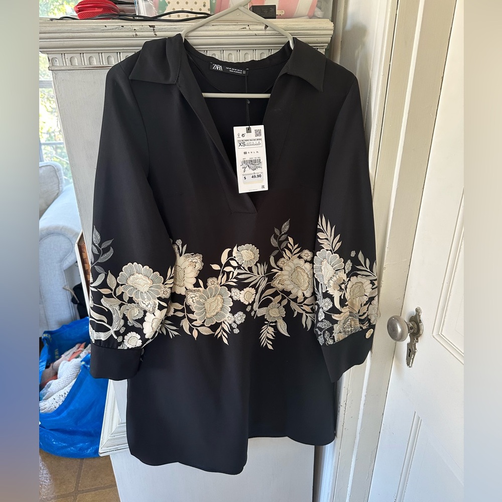 Zara Black Flowy Floral Dress